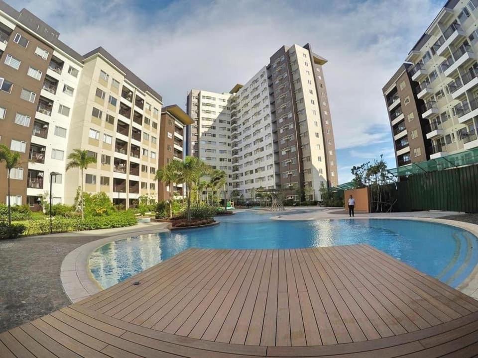 Avida Atria T2- A, Near Sm City And Smallville Iloilo City Exterior photo