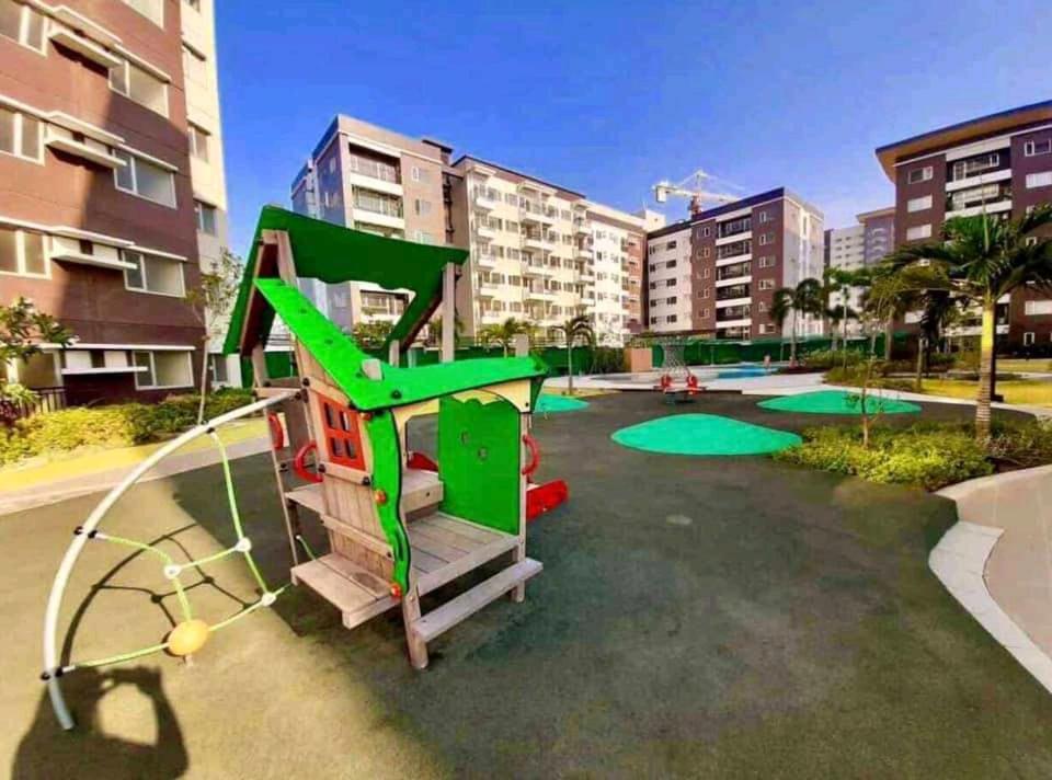 Avida Atria T2- A, Near Sm City And Smallville Iloilo City Exterior photo